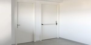 Интериорни метални врати и каси Novoferm