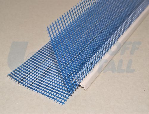 Ъгъл с мрежа PVC Б+М водооткапващ - 2.5 м