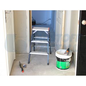 Стълба табуретка двустранна 3 стъпала EDMA