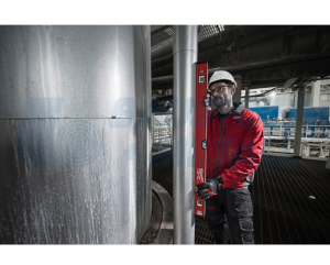 Магнитен ръчен нивелир Milwaukee RedStick Backbone 80 см.