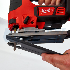 Акумулаторен прободен трион Milwaukee M18 BJS-OX