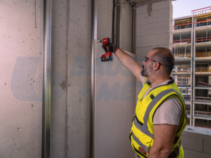 Акумулаторен ударен гайковерт Milwaukee M18 BLIDRC-0