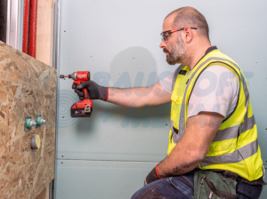 Акумулаторен ударен гайковерт Milwaukee M18 BLIDRC-0