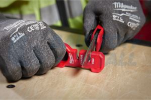 Точило за ножове с магнит Milwaukee