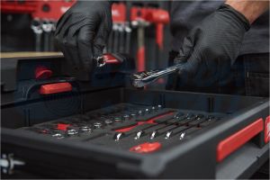 Черни ръкавици за еднократна употреба Milwaukee 8/М