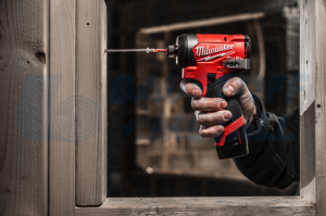 Акумулаторен ударен свръхкомпактен винтоверт Milwaukee M12 FID2-0 FUEL™