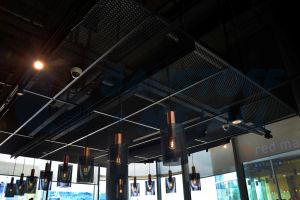 Метално пано SEPA с падащ борд за Т24 мрежа 30х10 цвят RAL 9005 черно 1200/600 мм, 1 брой