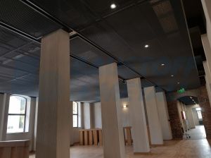 Метално пано SEPA с падащ борд за Т24 мрежа 30х10 цвят RAL 9005 черно 1200/600 мм, 1 брой