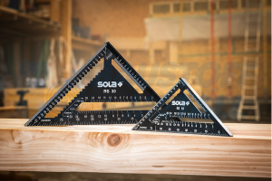 Измервателен триъгълник RS 18